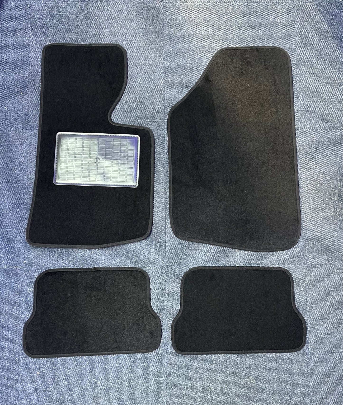 Vw Golf 1 Replacement Mats ( Set )