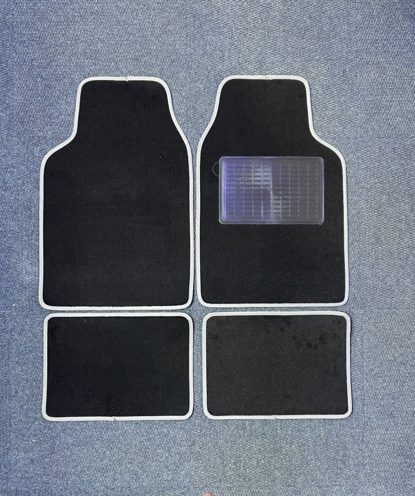 Universal Carpet Mats ( Set )